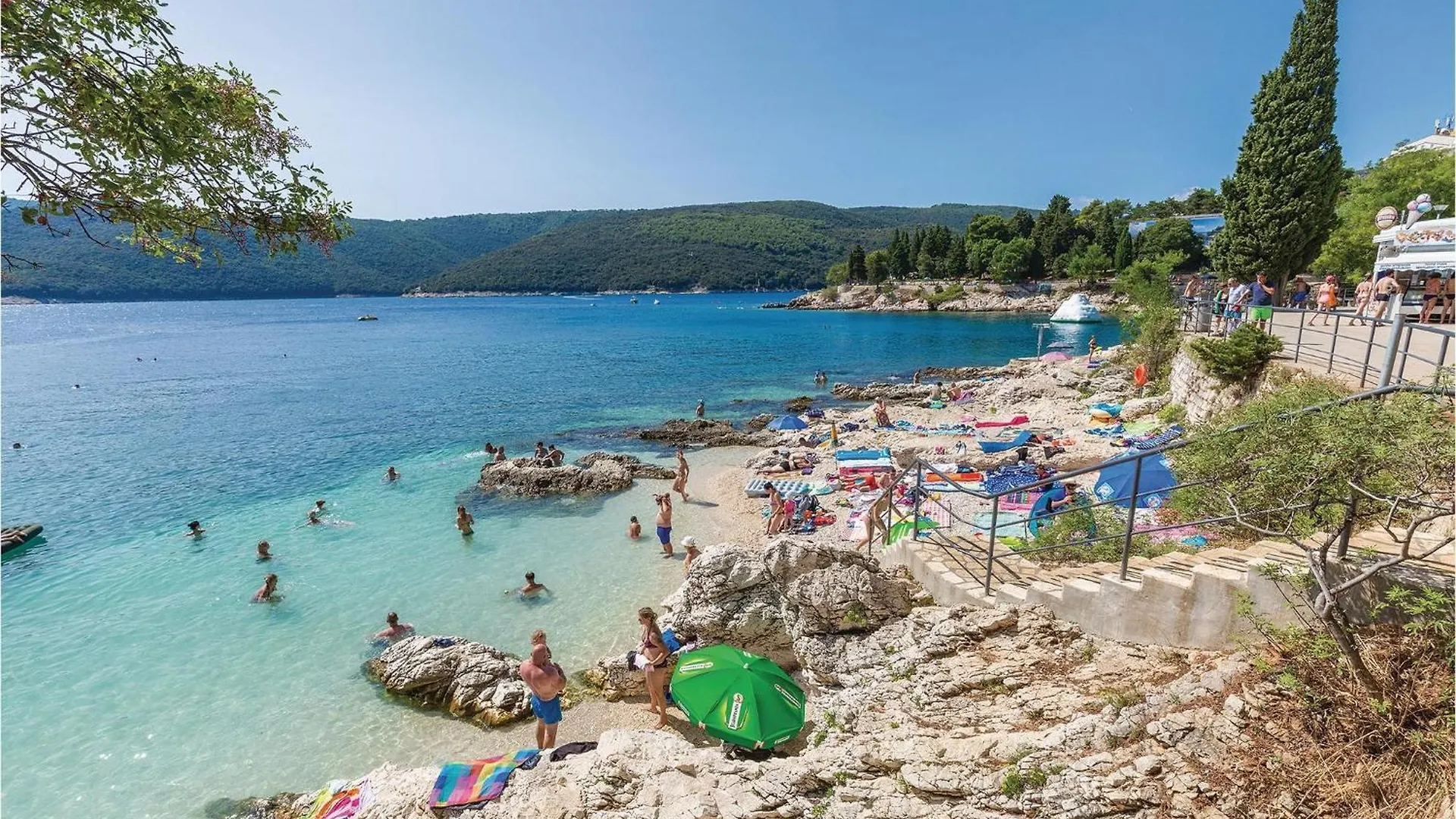 Gorgeous Apartment In Rabac With Kitchen 0*,