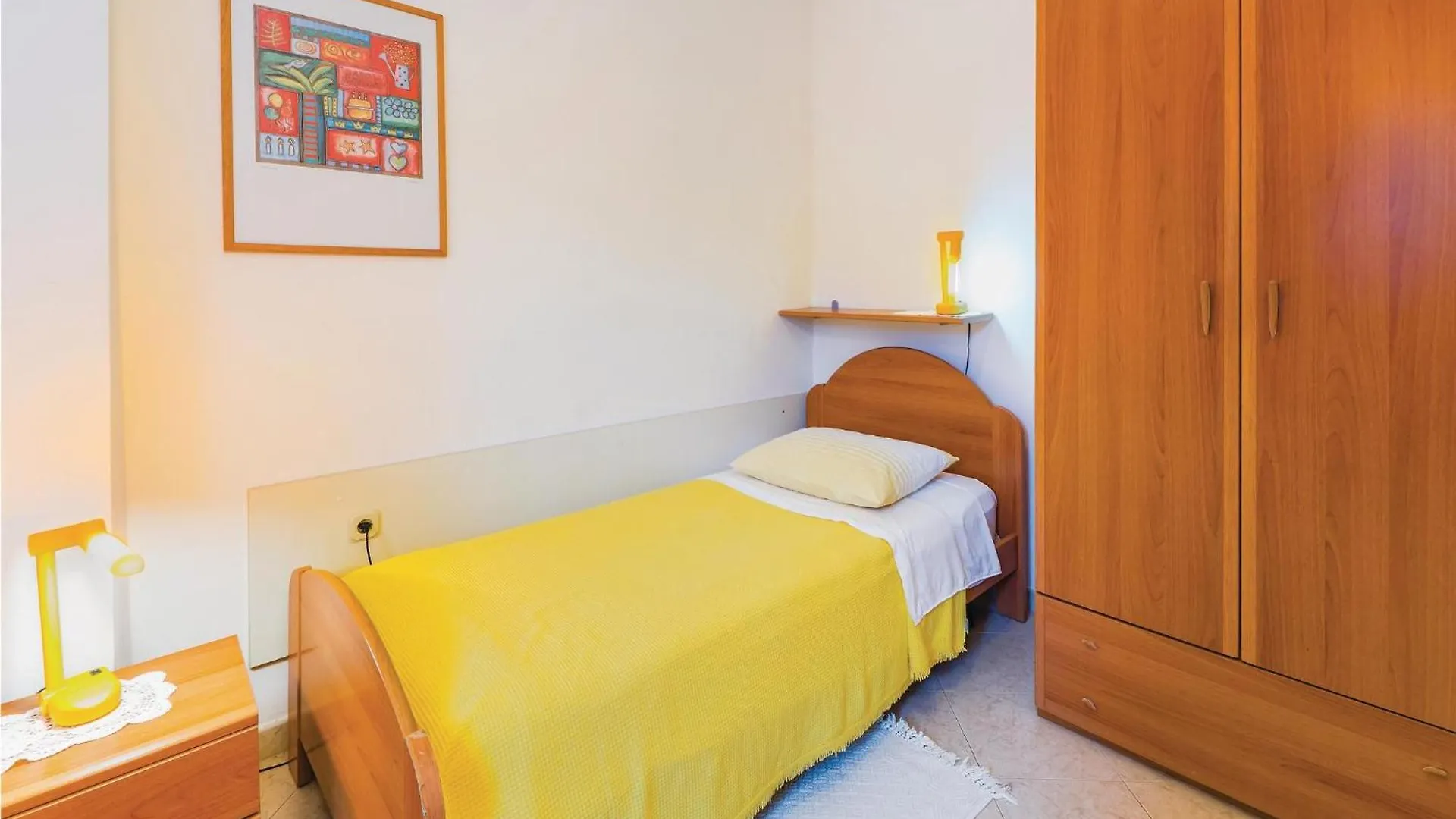 Gorgeous Apartment In Rabac With Kitchen